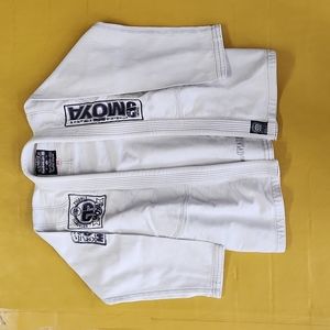 MOYA BRAND KIMONOS - Top & Bottom (A0) Men's Jiu-Jitsu GI, White/Blue Trim